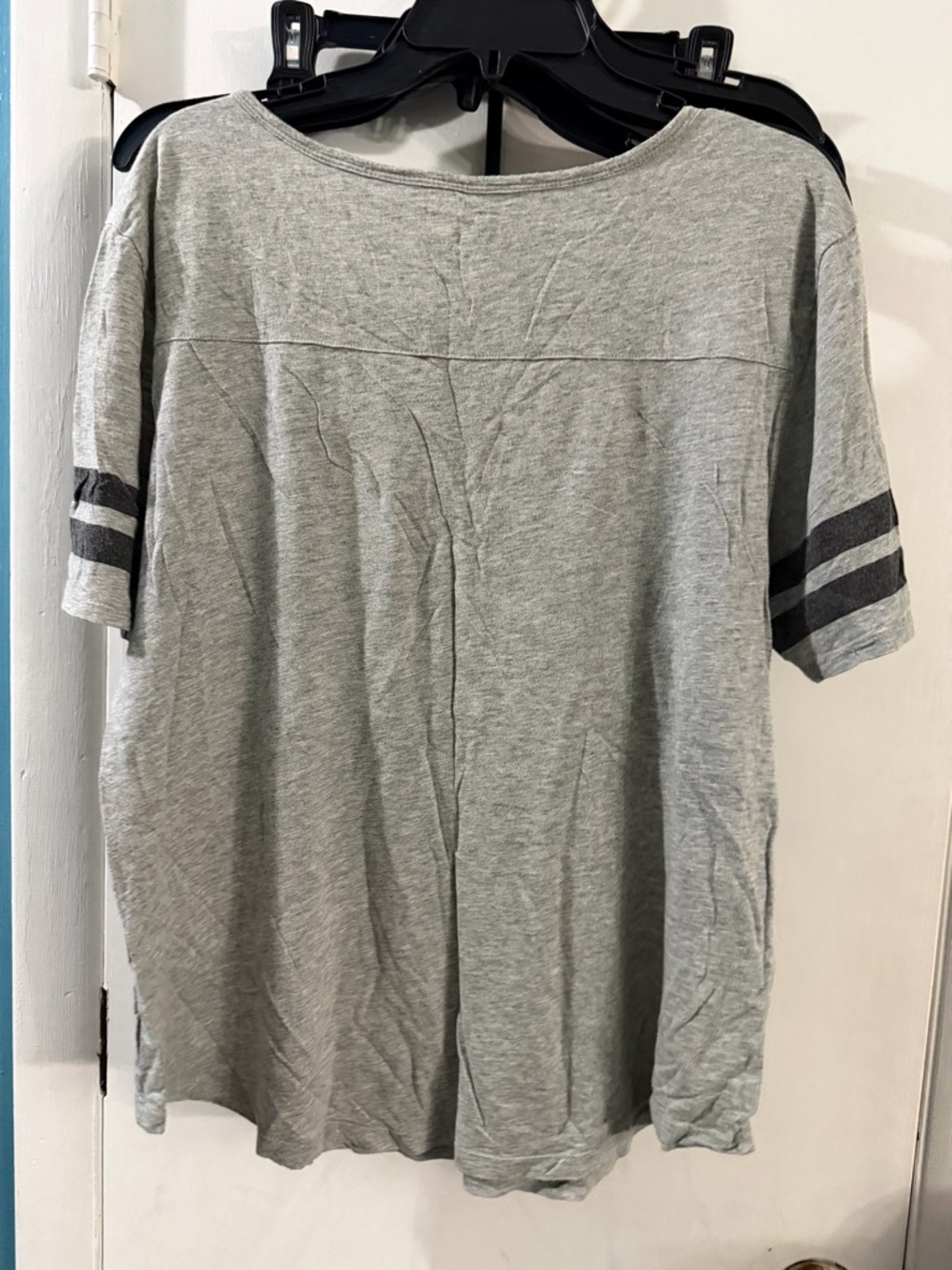 Old Navy Large Baseball Tee - Picture 5 of 5